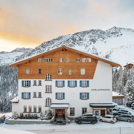 Alpensonne - Panoramazimmer & Restaurant 3* アローザ