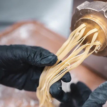 ホテル Alpensonne - Panoramazimmer & Restaurant 3*