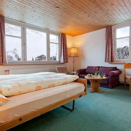 فندق Alpensonne - Panoramazimmer & Restaurant أروسا