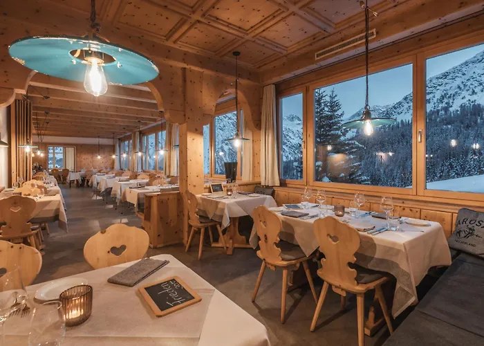Alpensonne - Panoramazimmer & Restaurant 3* Arosa